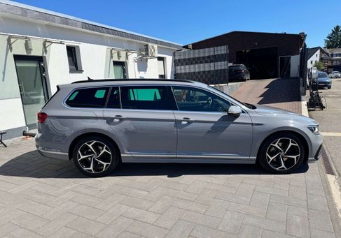 Volkswagen Passat Variant, 2023 3