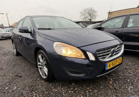 Volvo V60, 2011