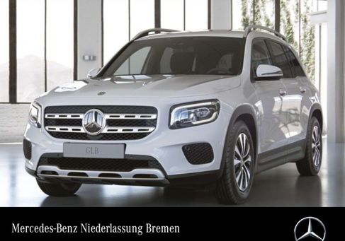 Mercedes-Benz GLB 180, 2023