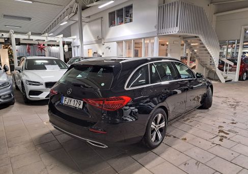 Mercedes-Benz C 200, 2022