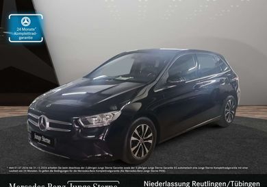 Mercedes-Benz B 180, 2022
