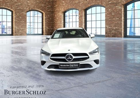 Mercedes-Benz CLA 200, 2023