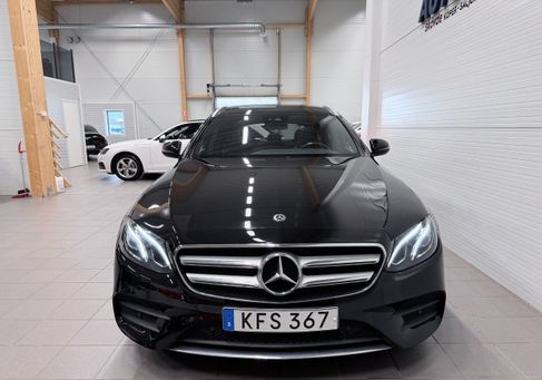 Mercedes-Benz E 200, 2018 3