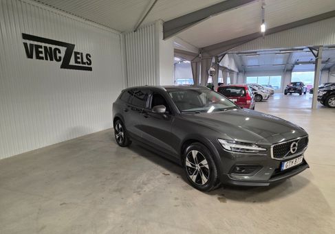 Volvo V60 Cross Country, 2021