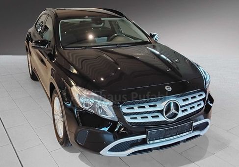 Mercedes-Benz GLA 180, 2018