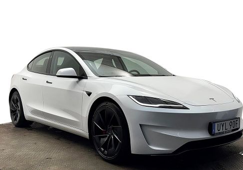 Tesla Model 3, 2024 3