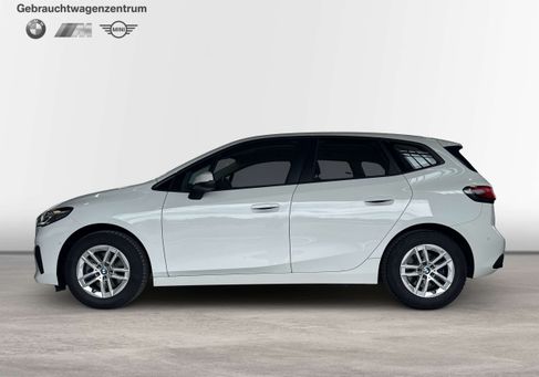 BMW 218, 2023 2