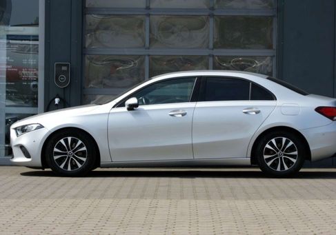 Mercedes-Benz A 180, 2020 2