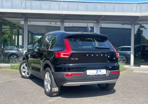 Volvo XC40, 2022 3