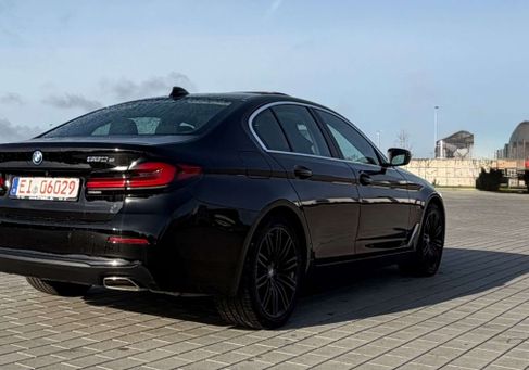 BMW 520, 2022 3