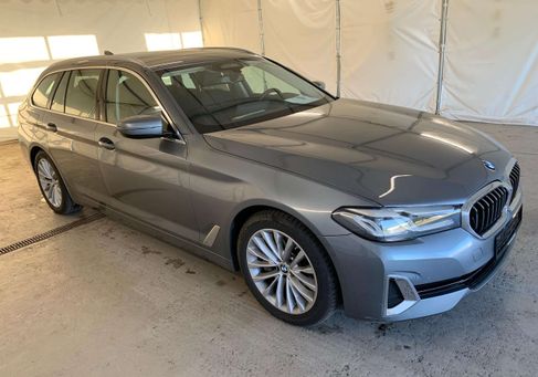 BMW 530, 2021
