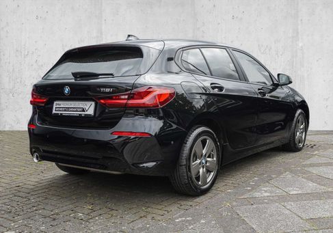 BMW 118, 2023