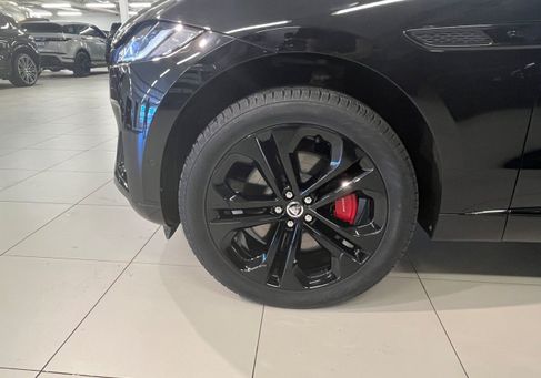 Jaguar F-Pace, 2025