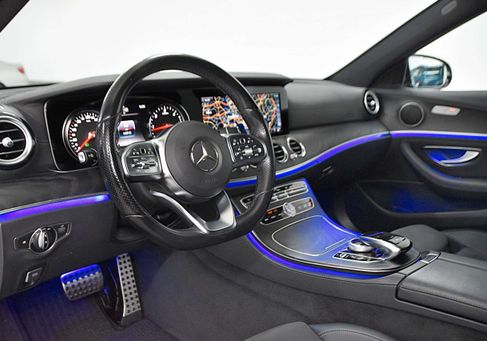 Mercedes-Benz E 300, 2020