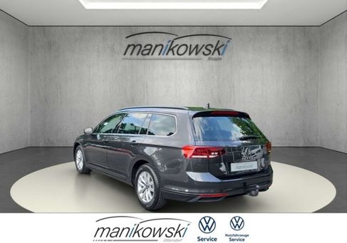 Volkswagen Passat Variant, 2023 3
