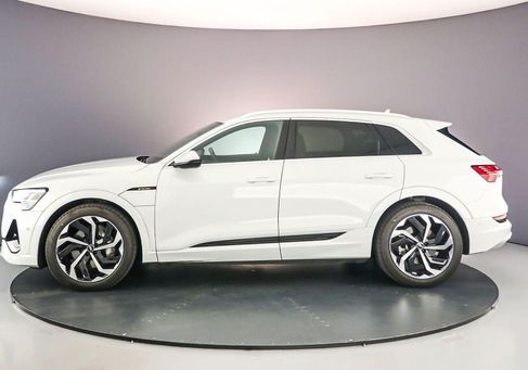Audi e-tron, 2022