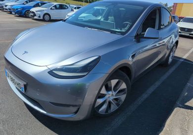 Tesla Model Y, 2023