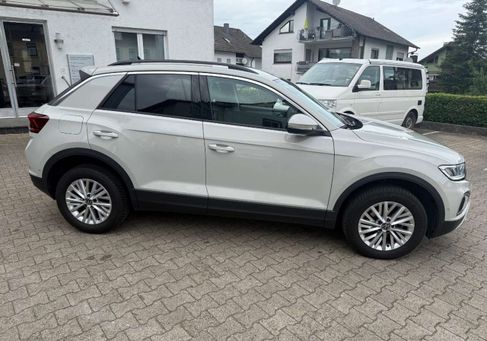 Volkswagen T-Roc, 2025