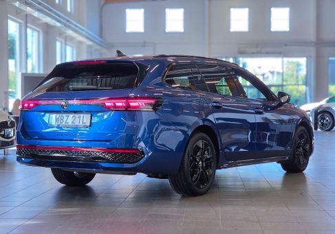 Volkswagen Passat Variant, 2025 3