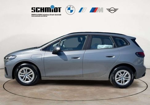 BMW 225, 2024