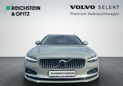 Volvo V90, 2022