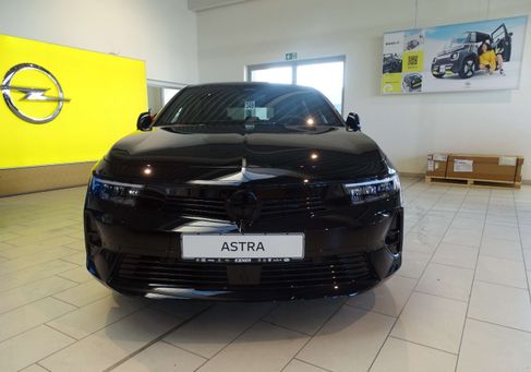 Opel Astra, 2025