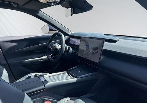 Lynk &amp; Co, 2025