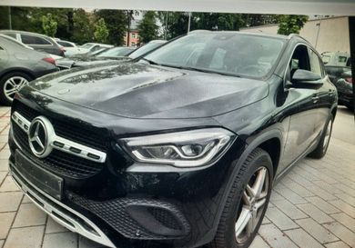 Mercedes-Benz GLA 220, 2021