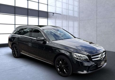 Mercedes-Benz C 300, 2020
