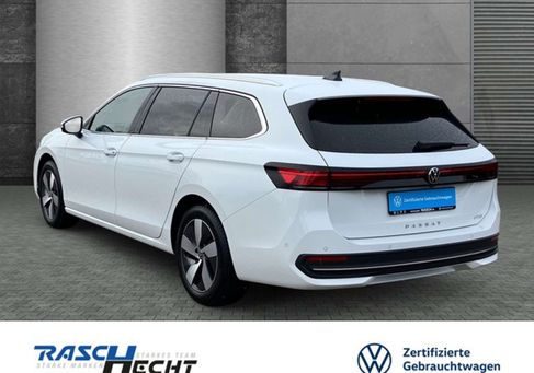 Volkswagen Passat Variant, 2025