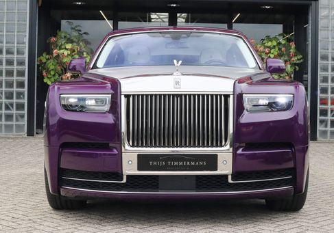 Rolls-Royce Phantom, 2022