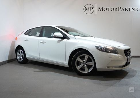 Volvo V40, 2014