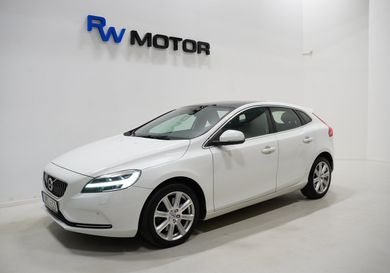 Volvo V40, 2018