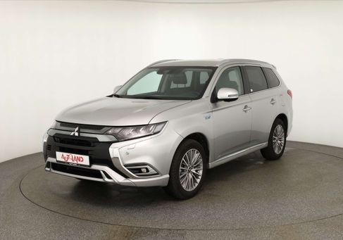 Mitsubishi Outlander, 2020
