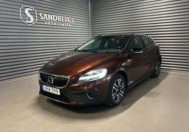 Volvo V40 Cross Country, 2018