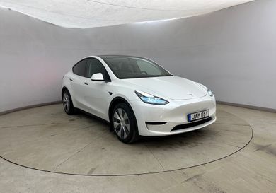 Tesla Model Y, 2023