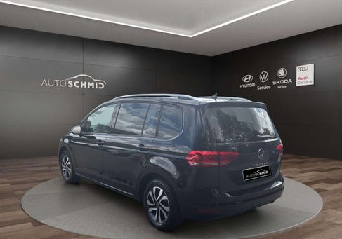 Volkswagen Touran, 2022 3
