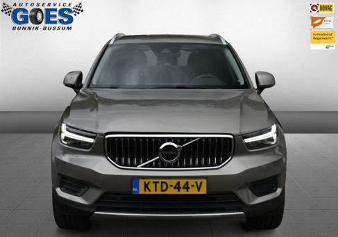 Volvo XC40, 2021 3