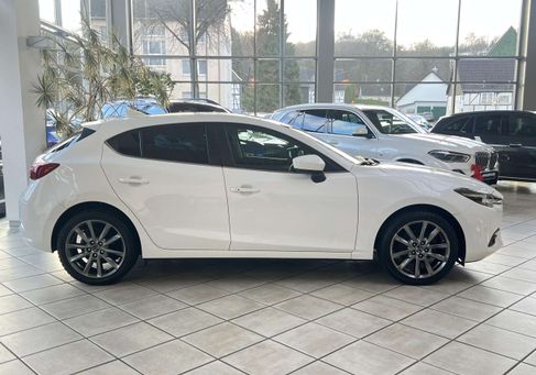 Mazda 3, 2019