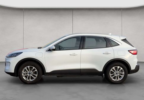 Ford Kuga, 2022