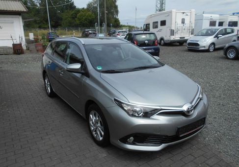 Toyota Auris, 2017