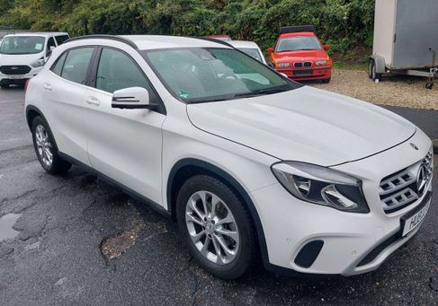 Mercedes-Benz GLA 200, 2018 3