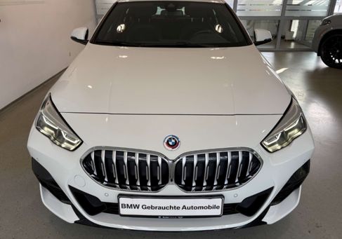BMW 218, 2022 2