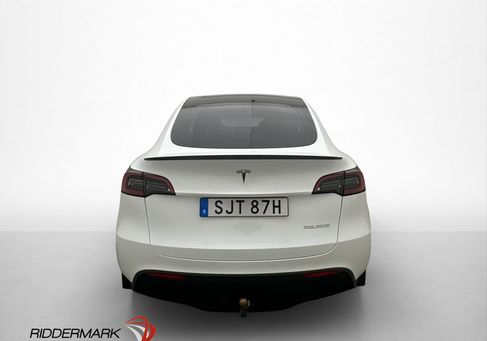 Tesla Model Y, 2023 3
