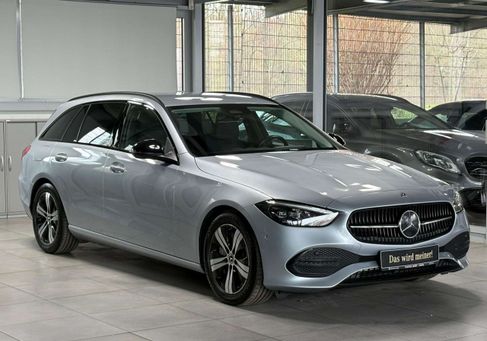 Mercedes-Benz C 200, 2022