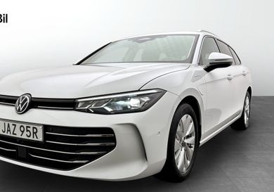 Volkswagen Passat Variant, 2025