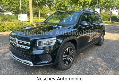 Mercedes-Benz GLB 200, 2022