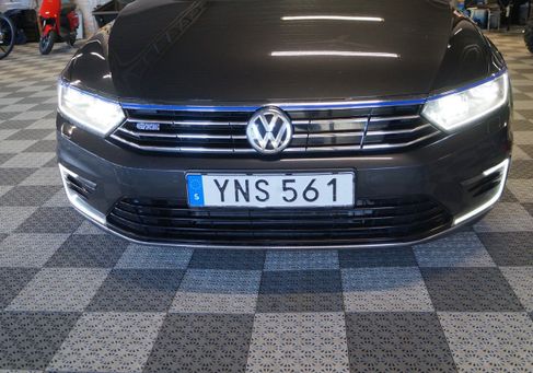 Volkswagen Passat Variant, 2018 3