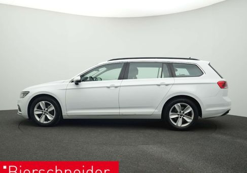 Volkswagen Passat Variant, 2023 3
