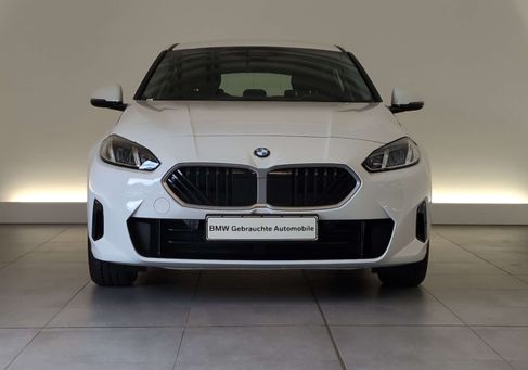BMW 120, 2025